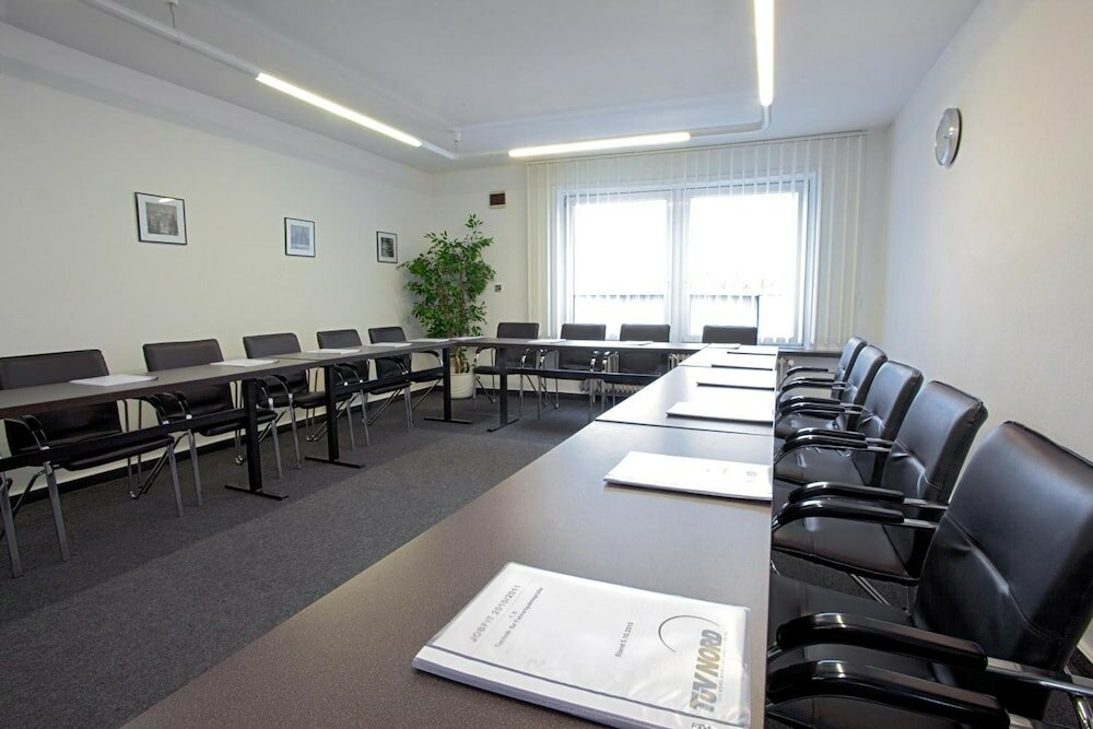 Фото Centro Hotel Norderstedter Hof by Ina