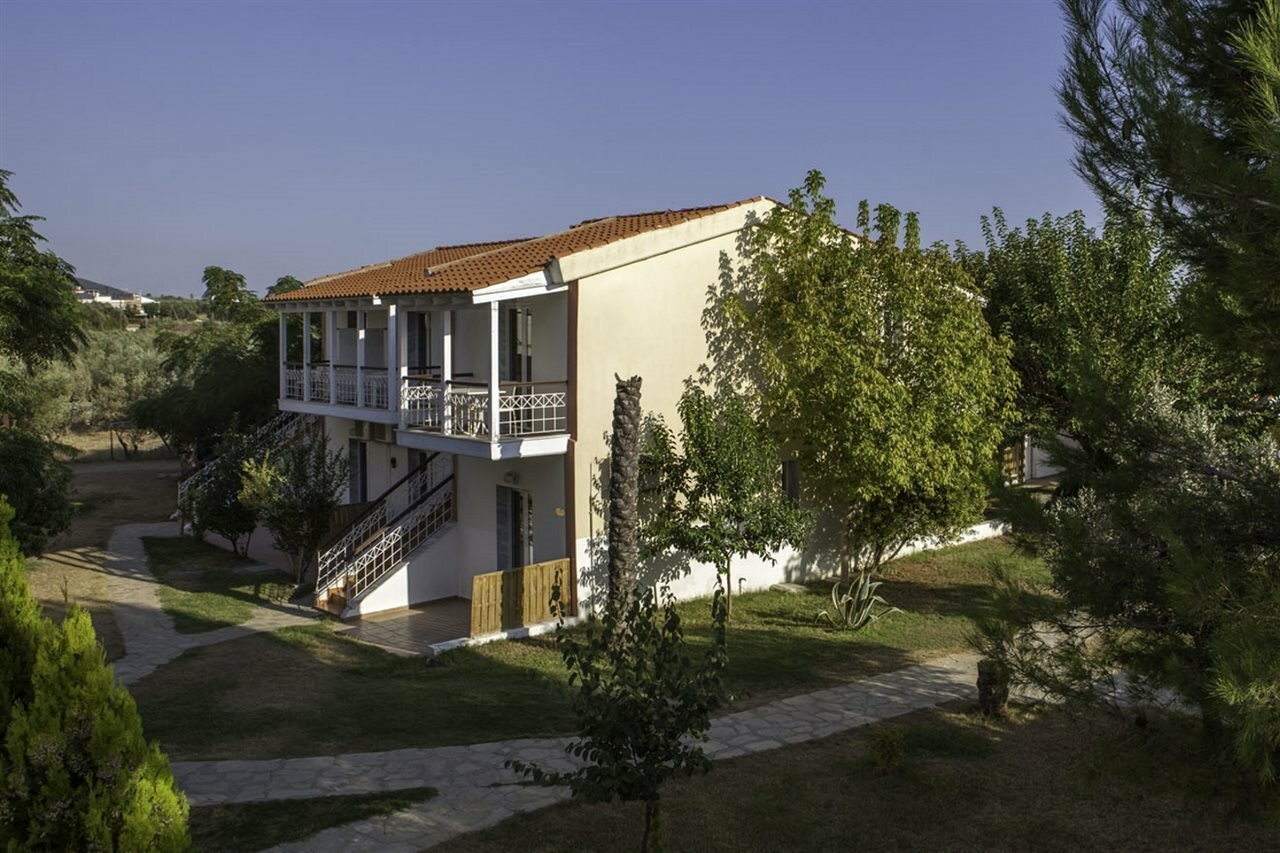 Фото Coral Blue Beach Hotel