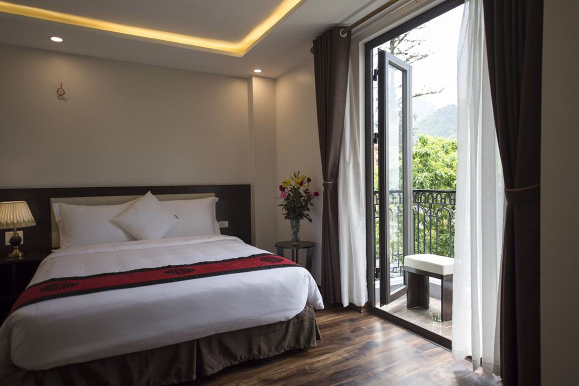 Фото Sapa Wings Hotel