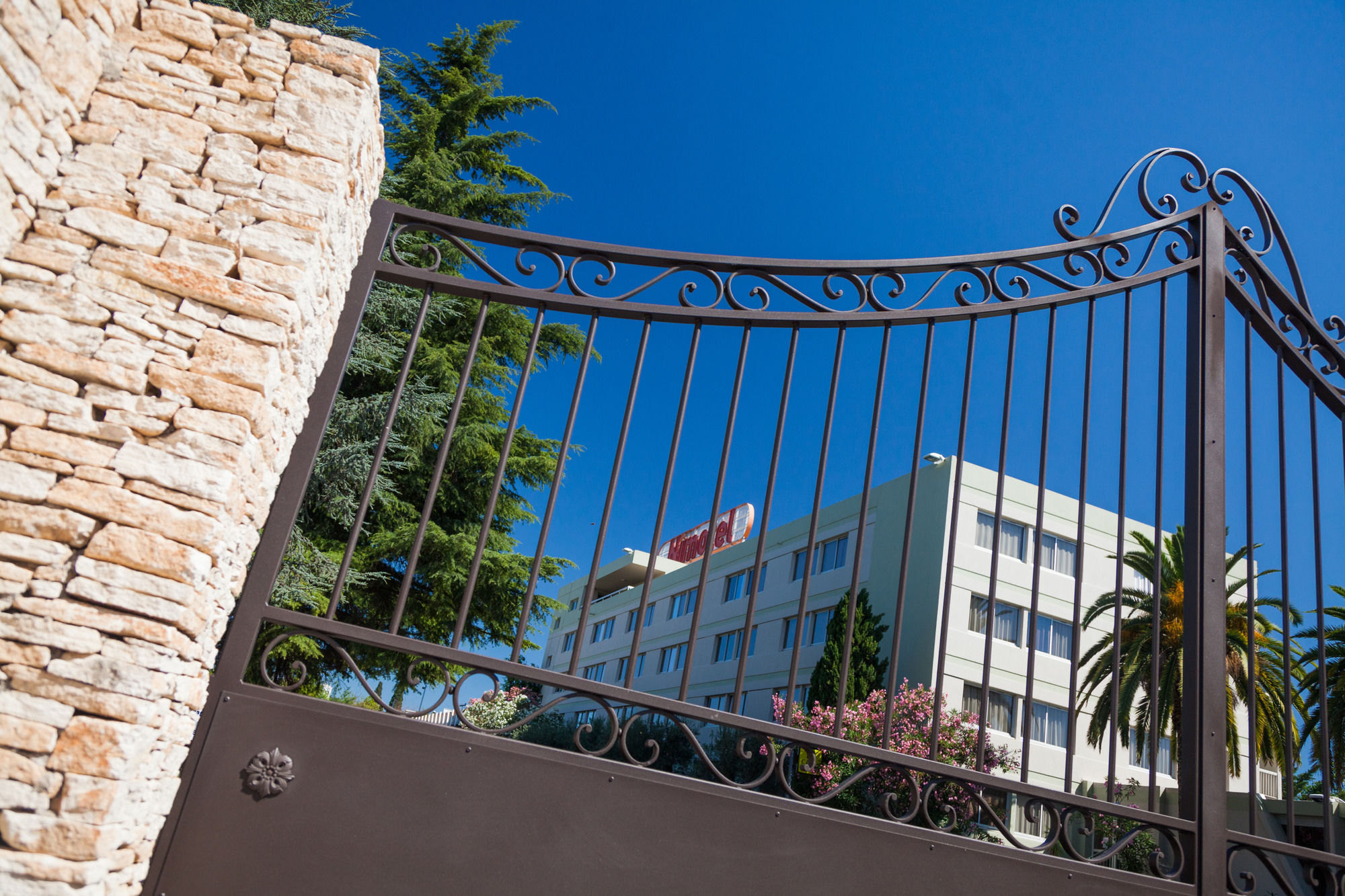 Фото 130816356369