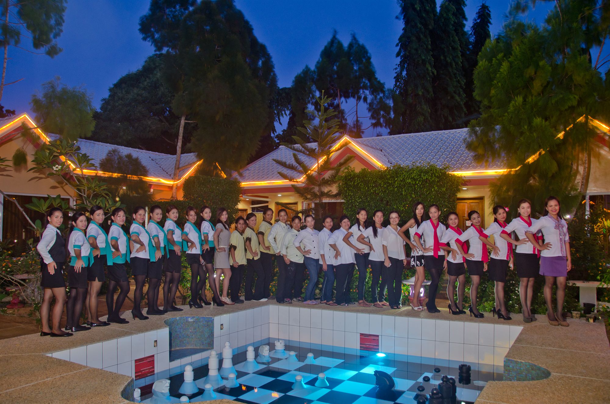 Фото Deep Forest Garden Hotel