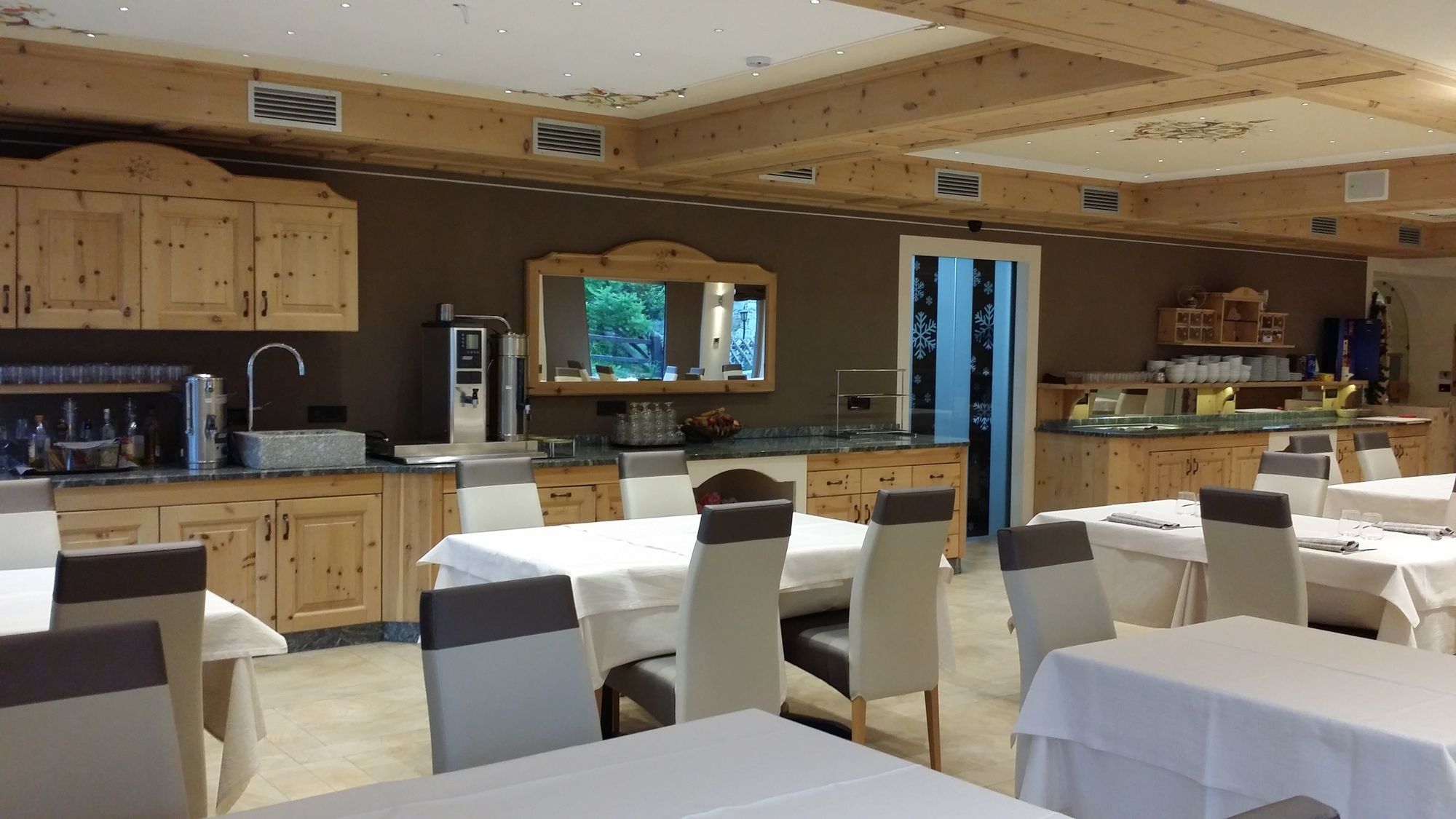 Фото Alba Alpine Hotel