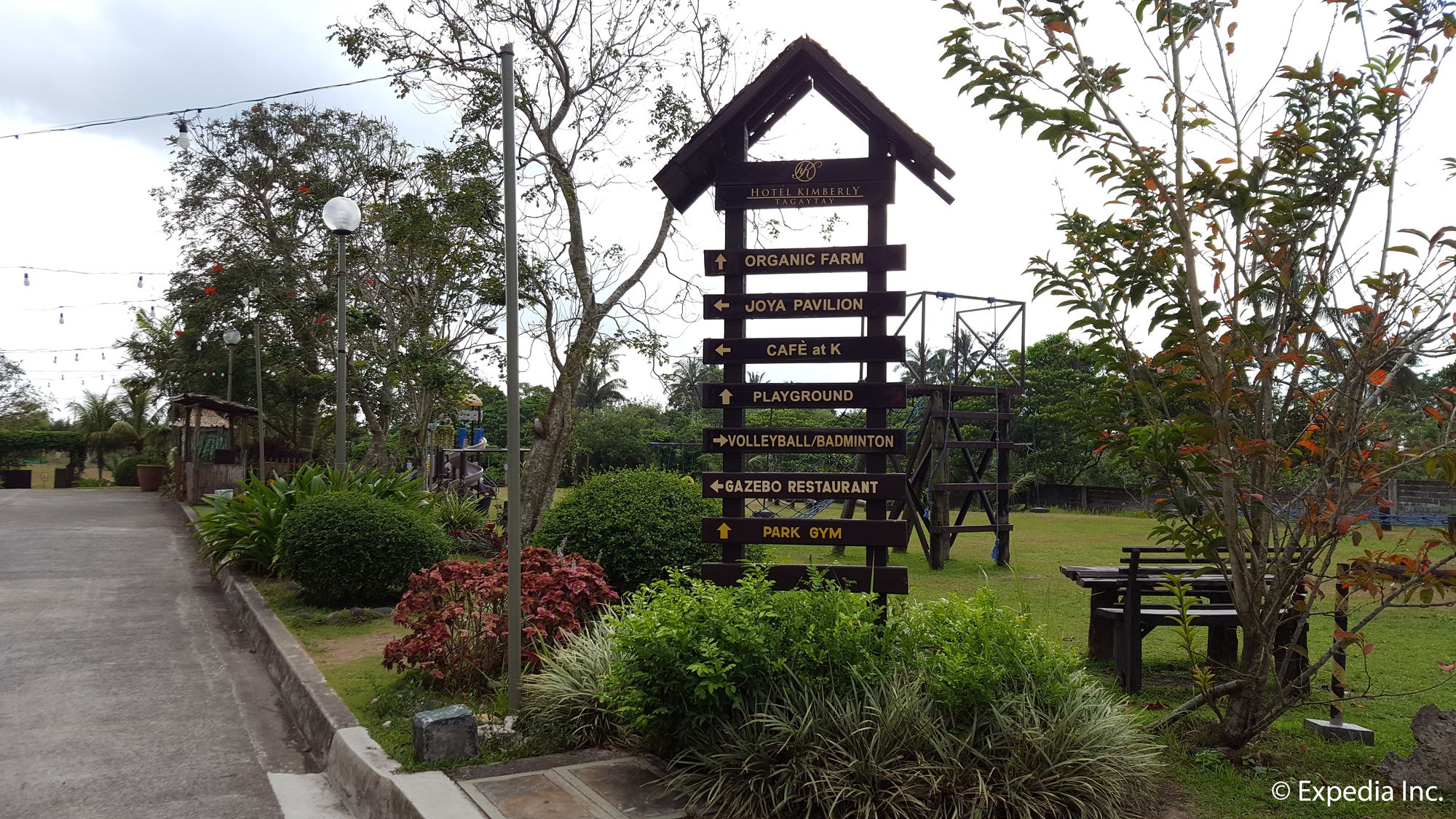 Фото Hotel Kimberly Tagaytay