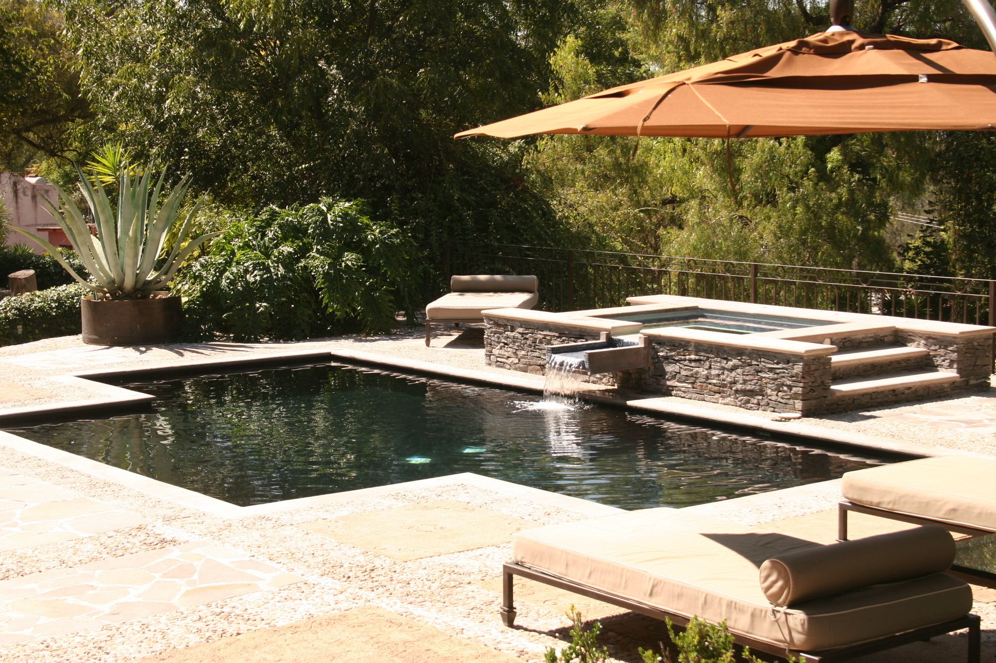 Фото 37870440053