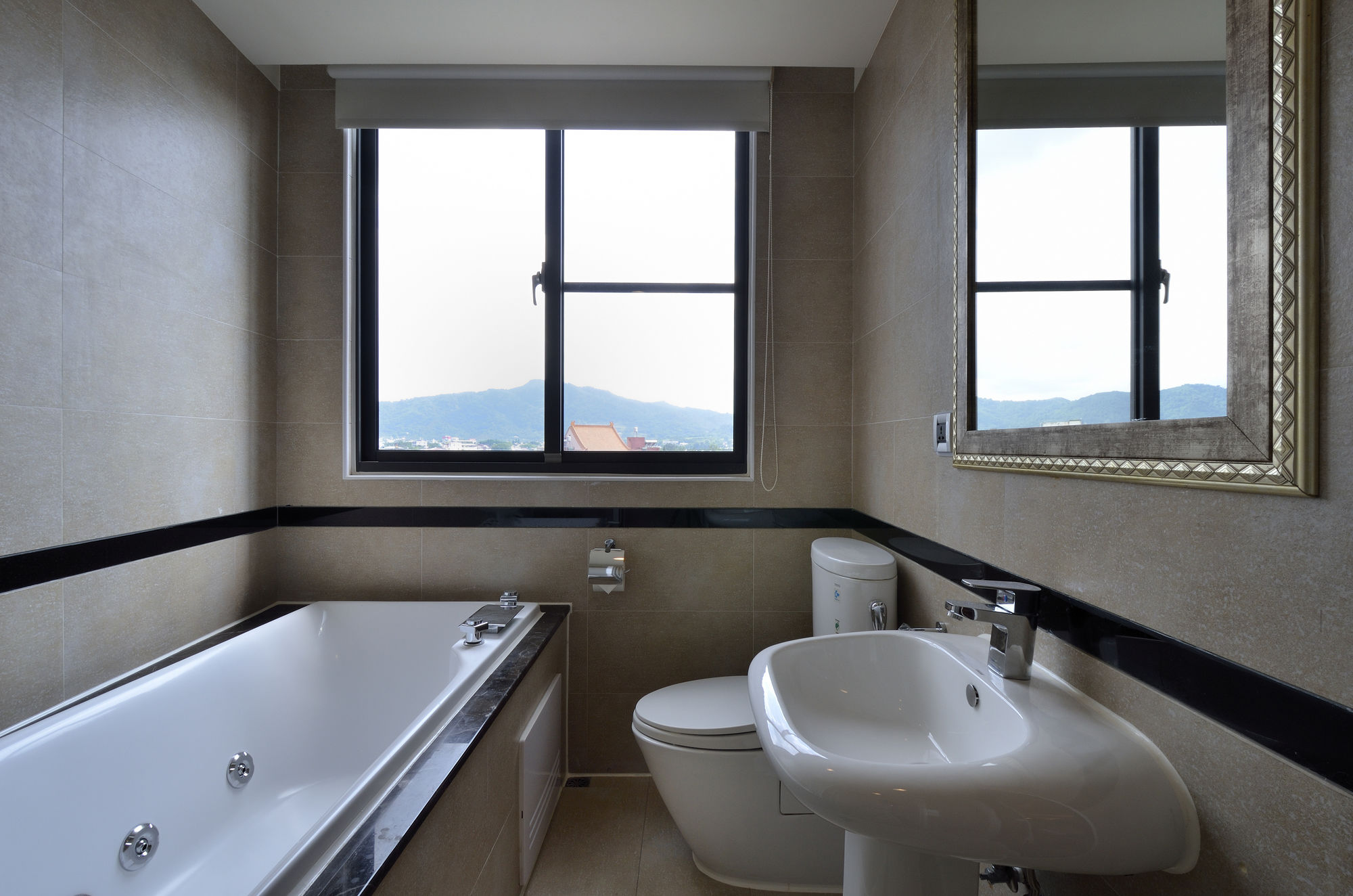 Фото Hotel Modern Puli