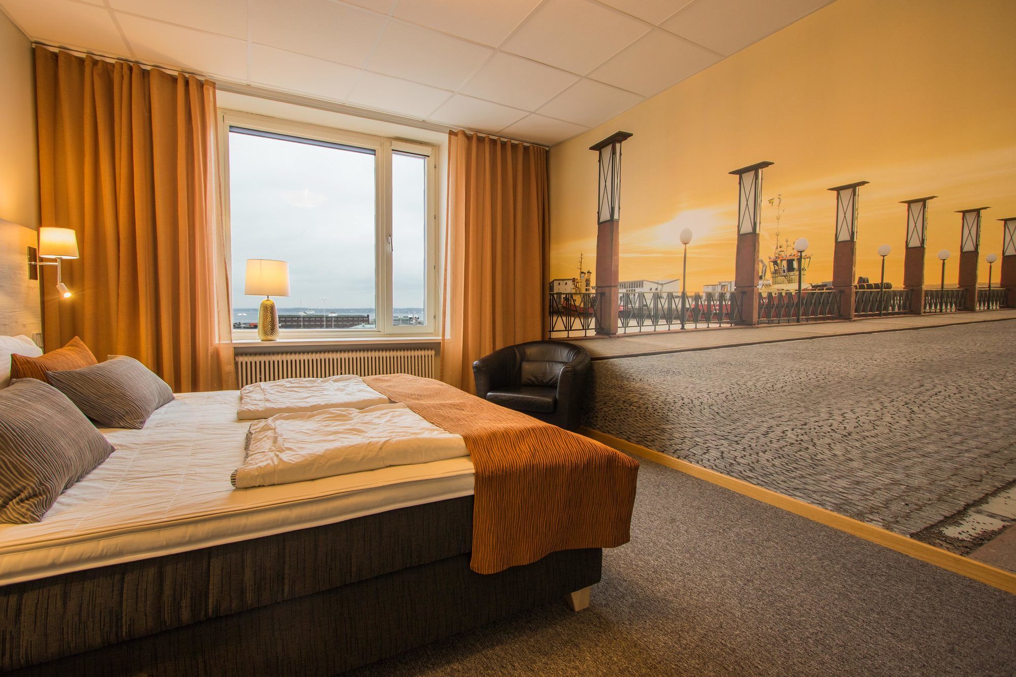 Фото Dream – Luxury Hostel