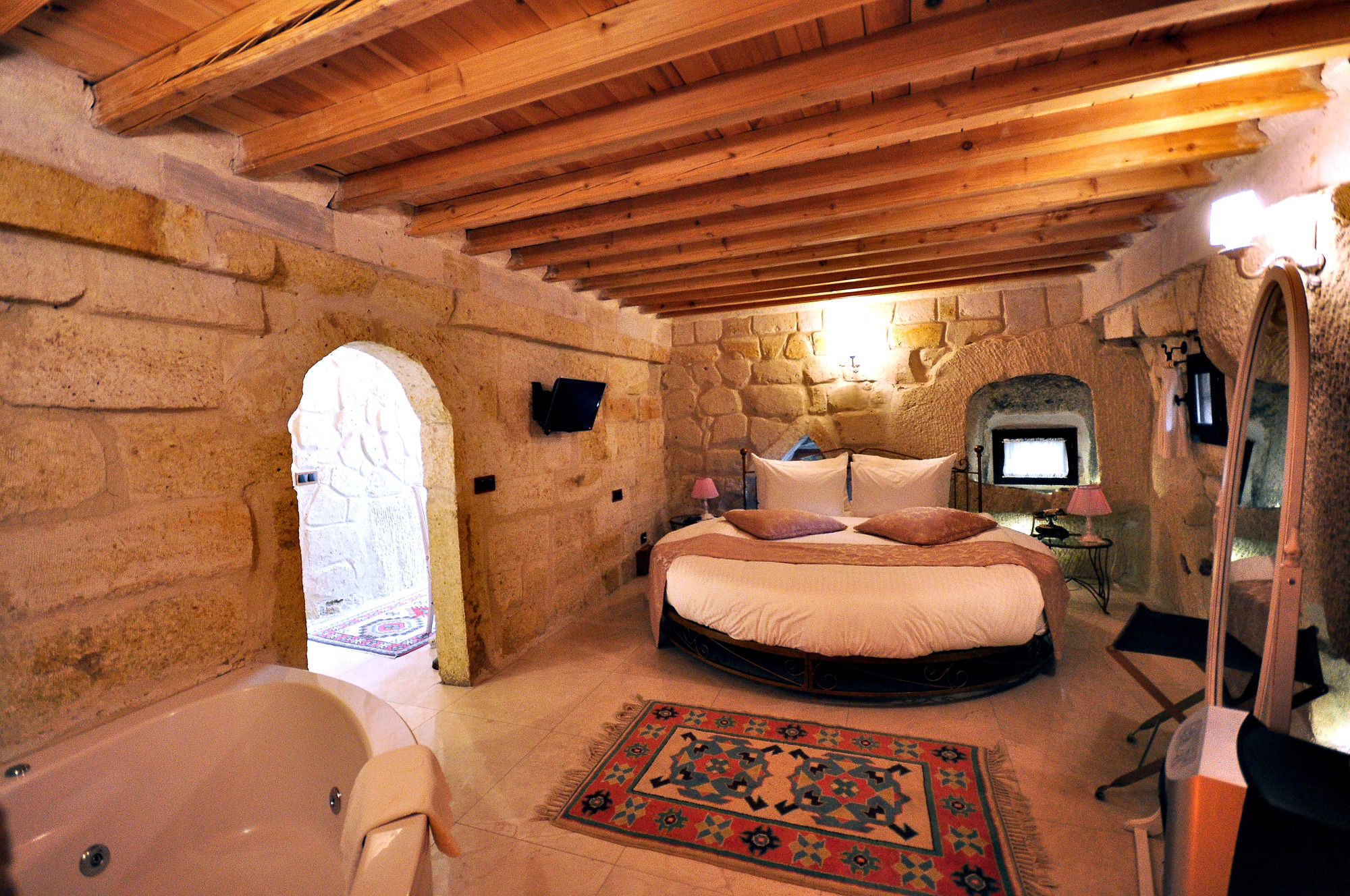 Фото Tafoni Houses Cave Hotel