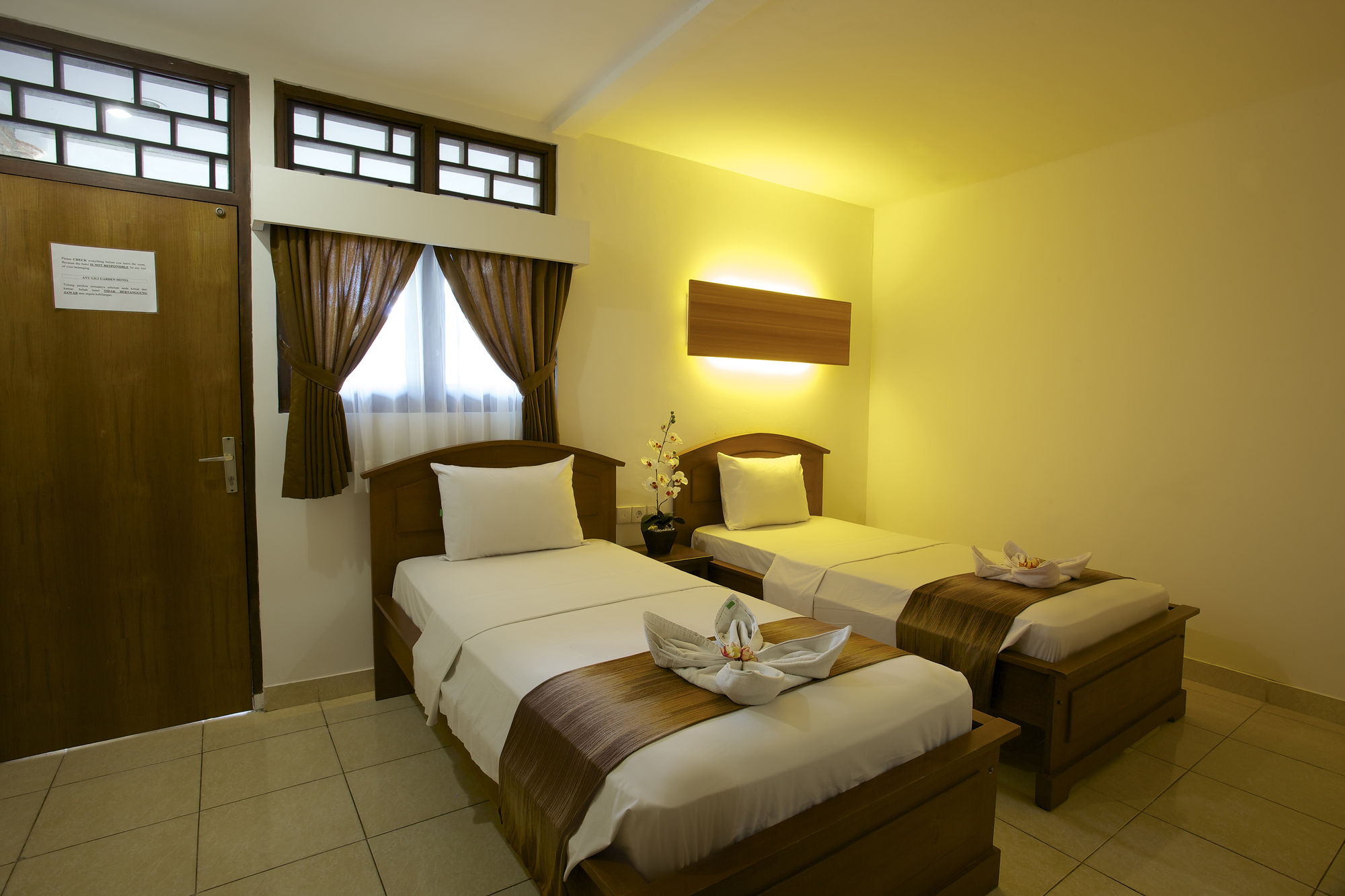 Фото Ayu Lili Garden Hotel