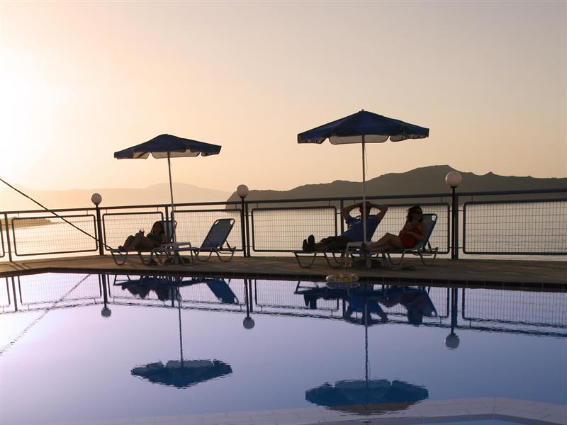 Фото Renieris Hotel