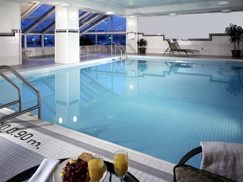 Фото Sheraton Gateway Hotel In Toronto International Airport
