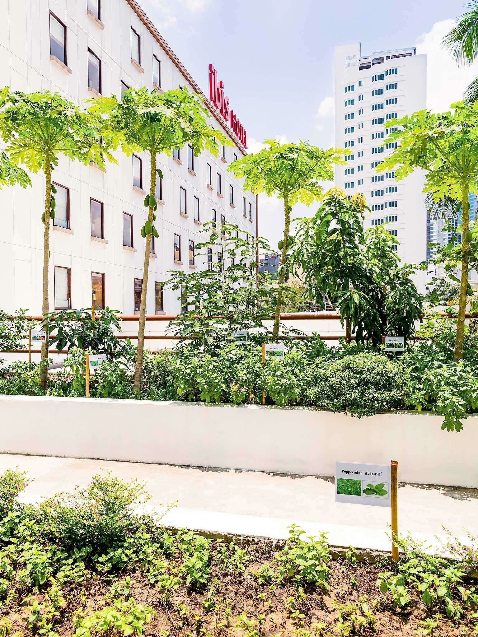 Фото Ibis Styles Bangkok Sukhumvit 4