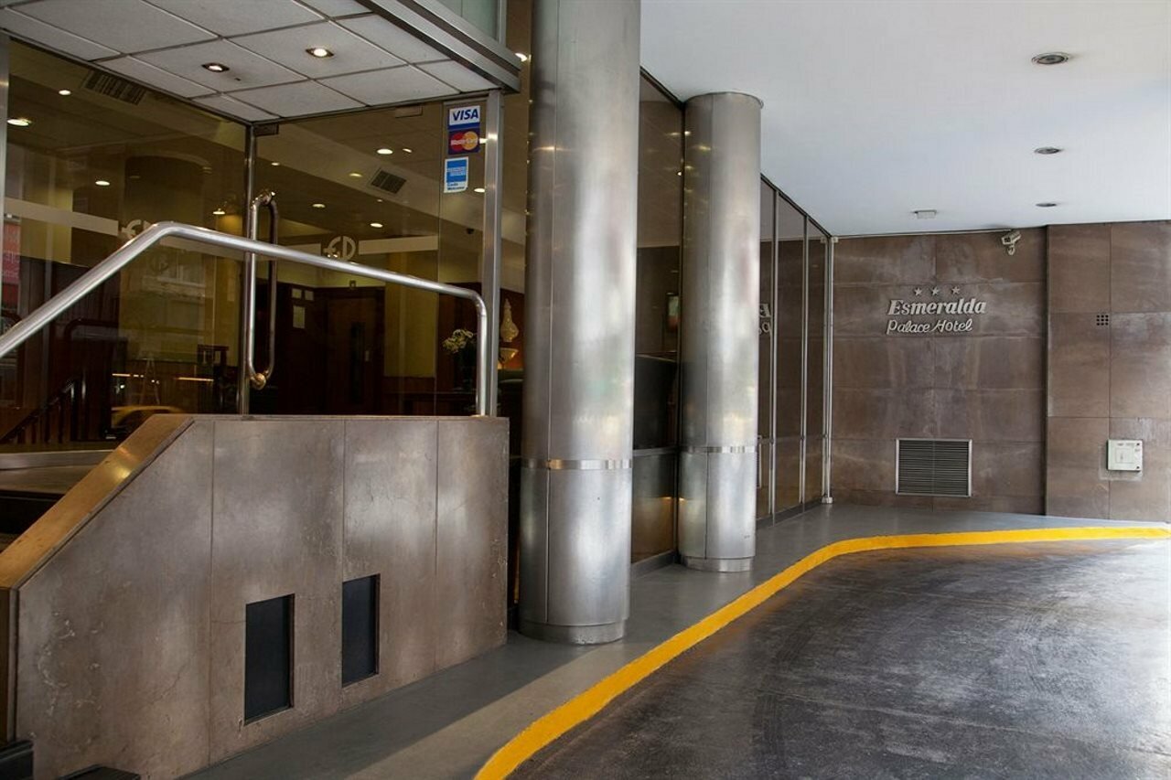Фото Esmeralda Palace Hotel