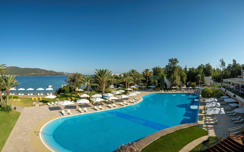 Гостиница DoubleTree by Hilton Bodrum Isil Club All-Inclusive Resort в Торбе