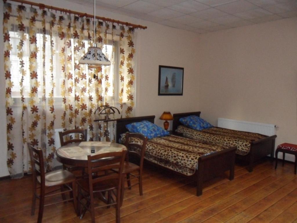 Фото Отель Кола