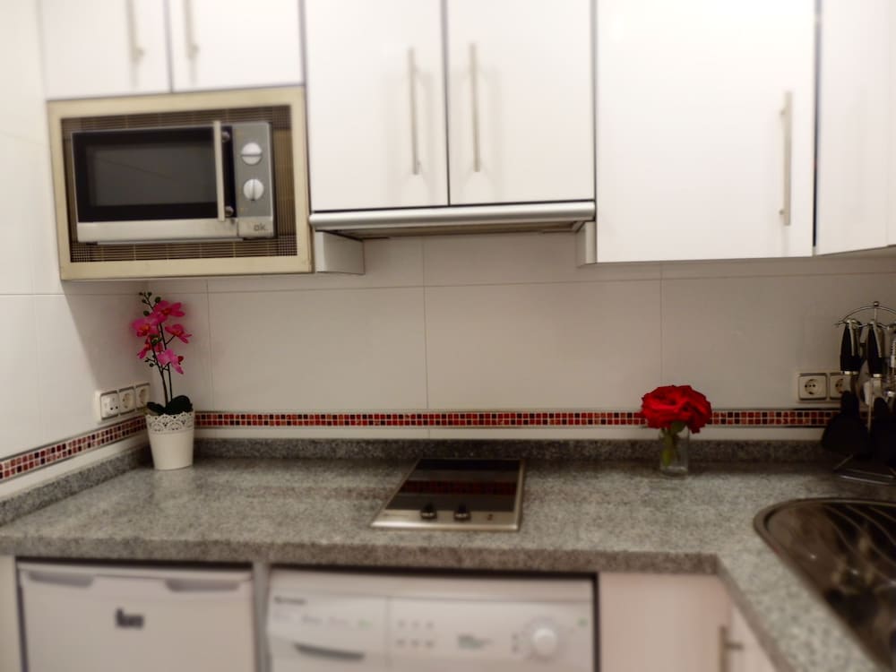 Фото Waterfront Hotel Sunset Beach Apartment