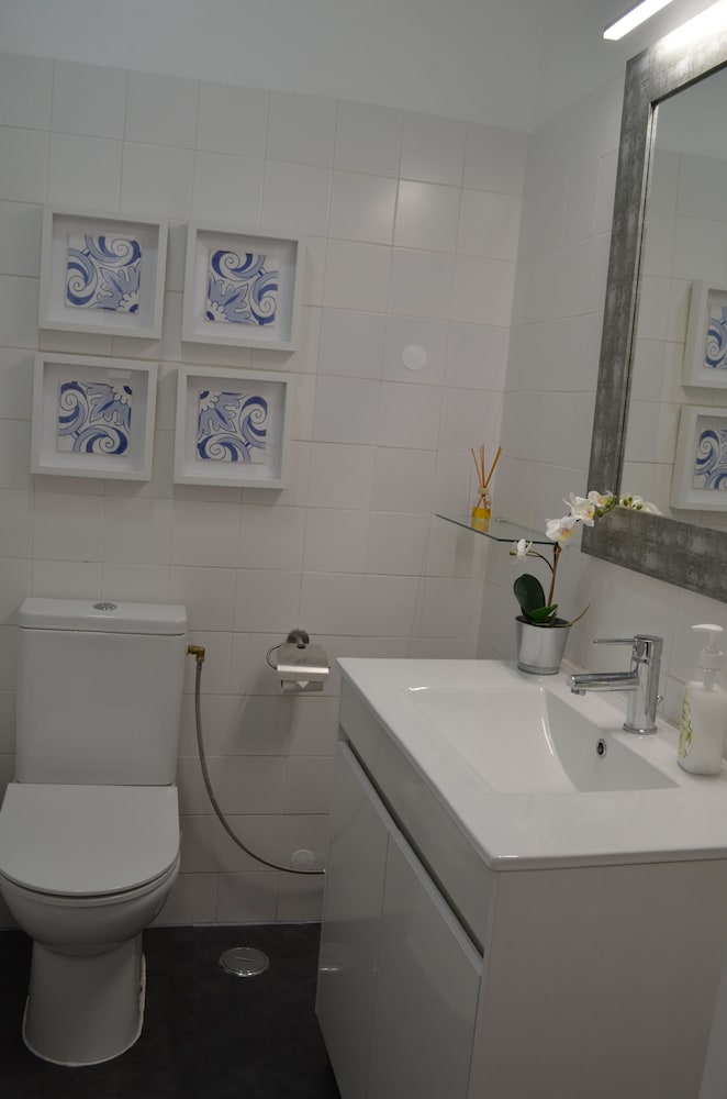 Фото Cozy Apartment in Estoril