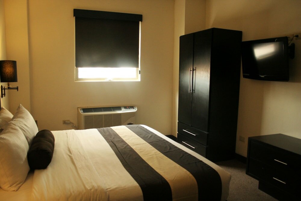 Фото Hotel El Camino Inn & Suites