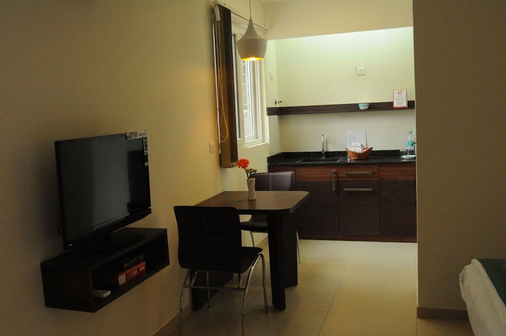 Фото Ixora Suites