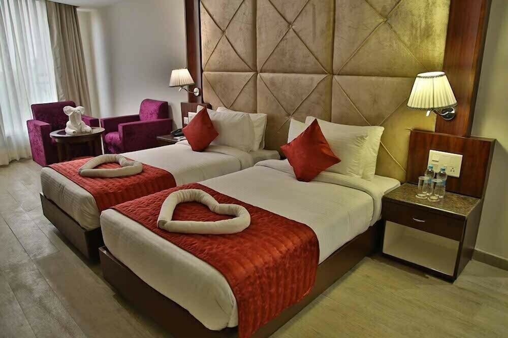 Фото Clarion Inn Sevilla