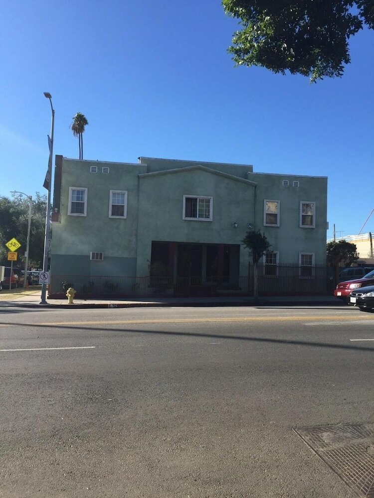 Фото Hollywood Roxy Hotel