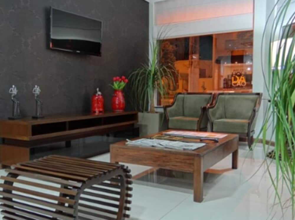 Фото Alphonsus Hotel