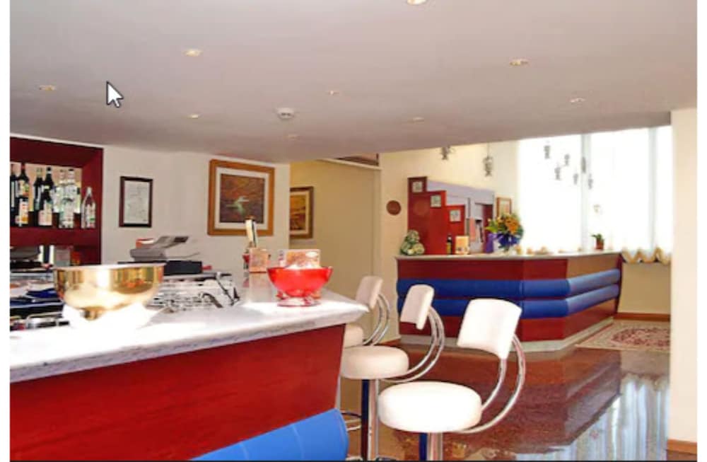 Фото Recina Hotel