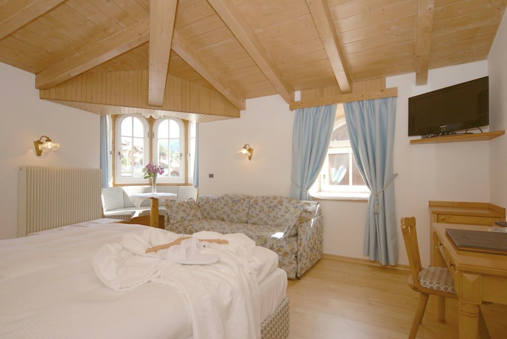 Фото Central Hotel