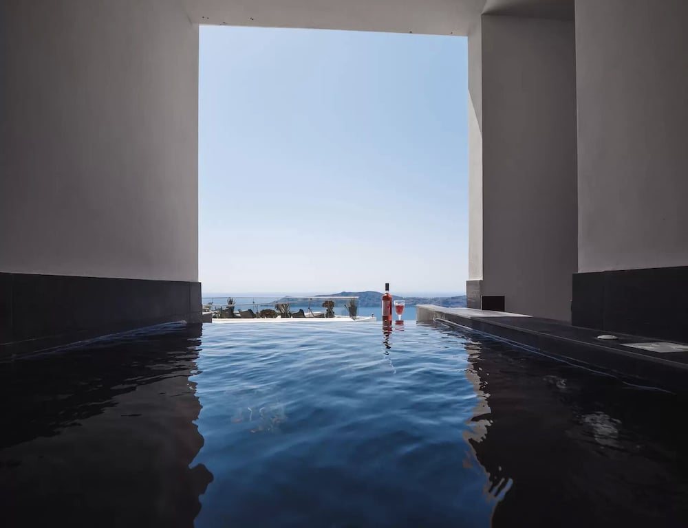 Фото Galaxy Suites & Villas