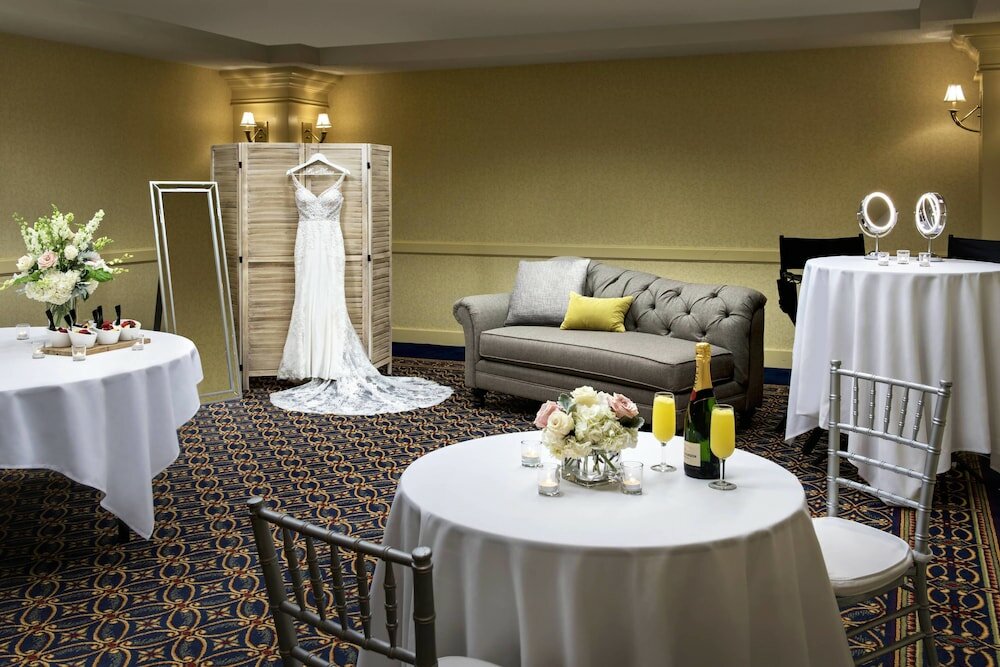 Фото Boston Marriott Peabody