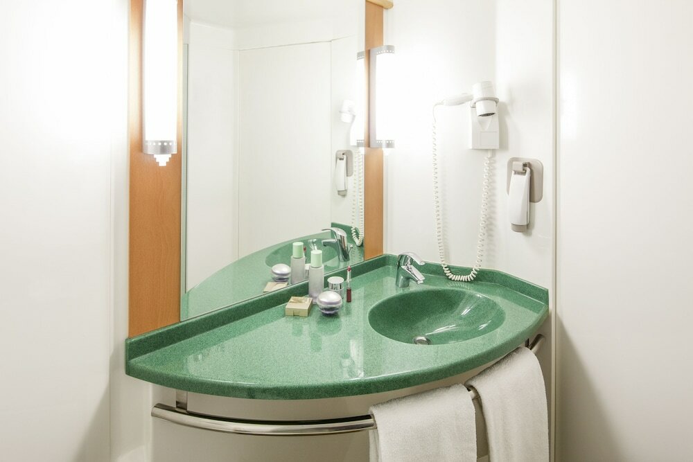 Фото Ibis Barcelona Plaza Glories 22