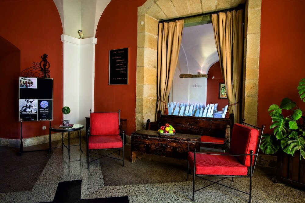 Фото Hotel Izan Trujillo