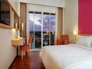 Гостиница Quest Hotel Simpang Lima - Semarang by Aston