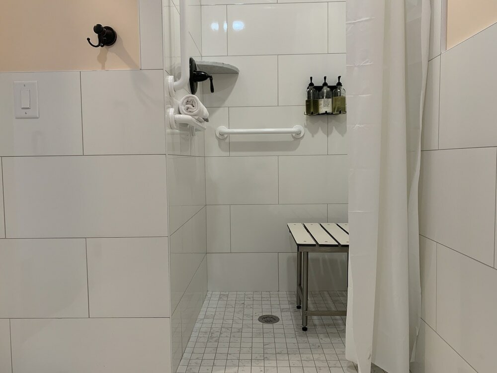 Фото The Cabot Lodge