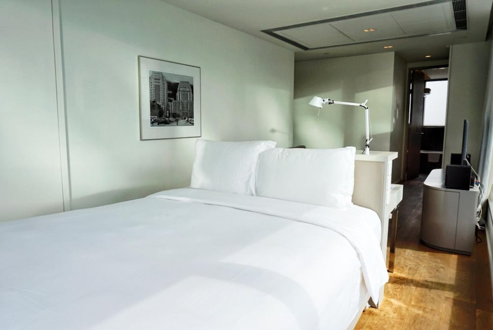 Фото Twenty One Whitfield