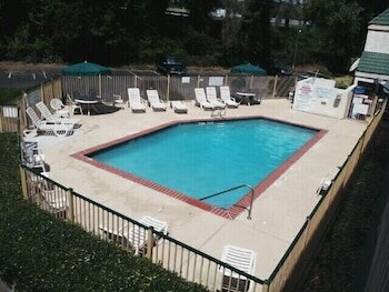 Фото Masters Inn Atlanta - Doraville at I-85 & 285