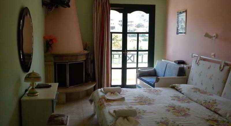 Фото Dioskouroi Apartments