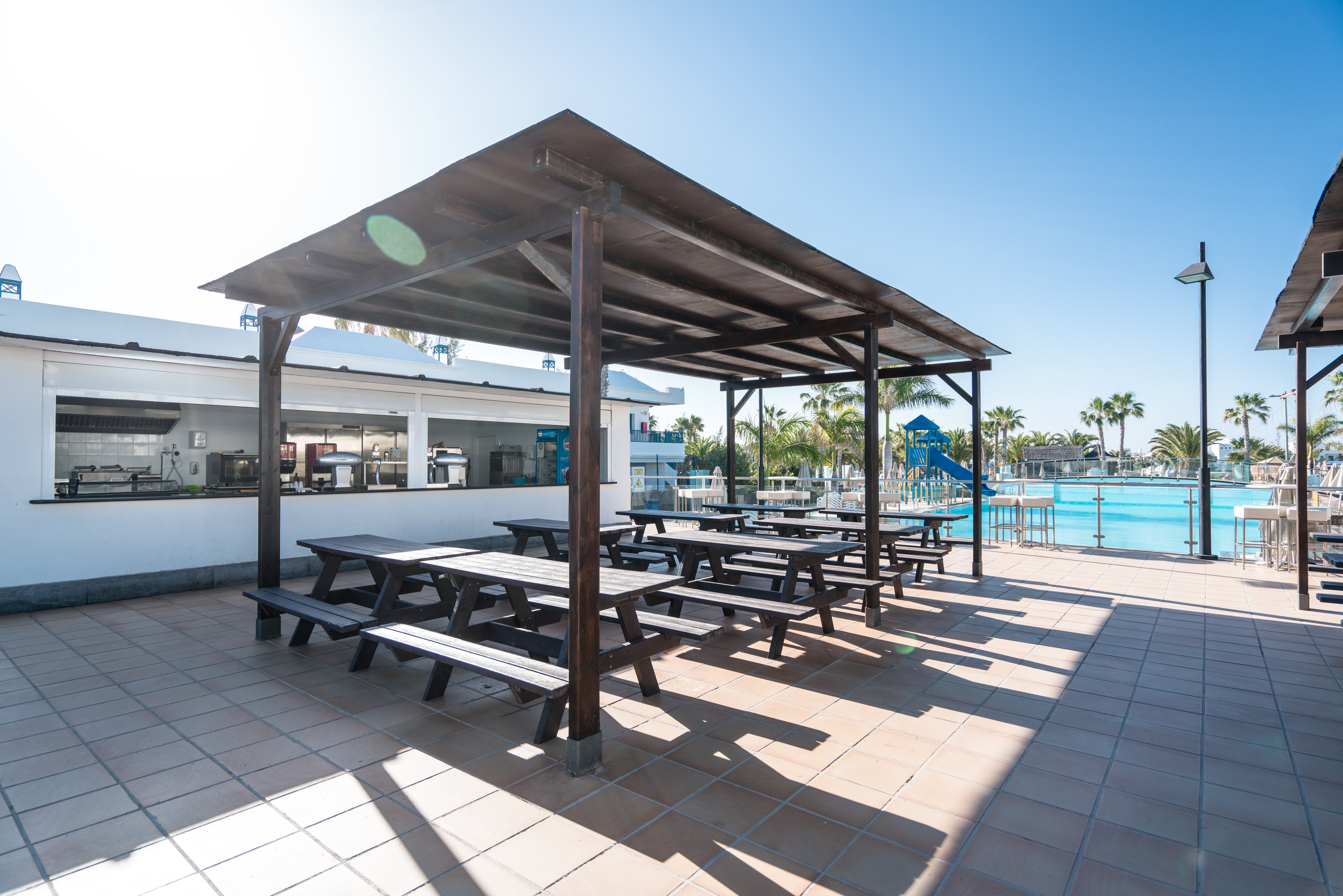 Фото Thb Tropical Island Aparthotel