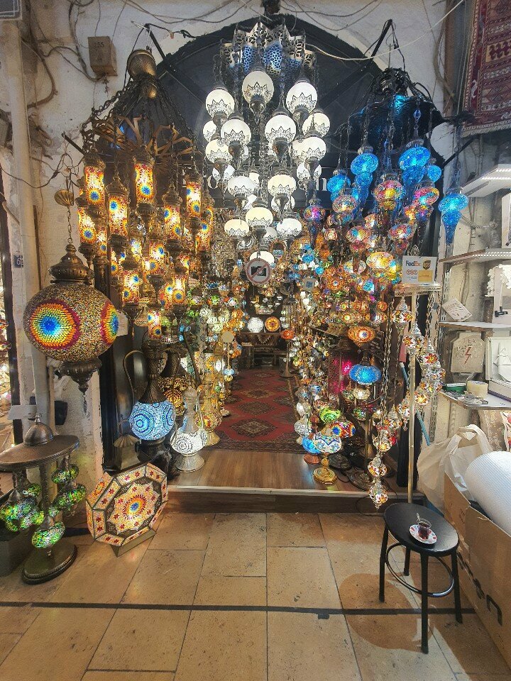 Lamps Brothers Lamp, Istanbul, photo