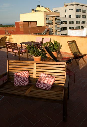 Фото Bed and Beach Barcelona Guesthouse