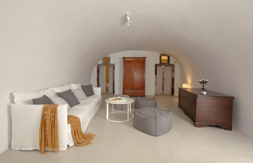 Фото Ikia Kriton