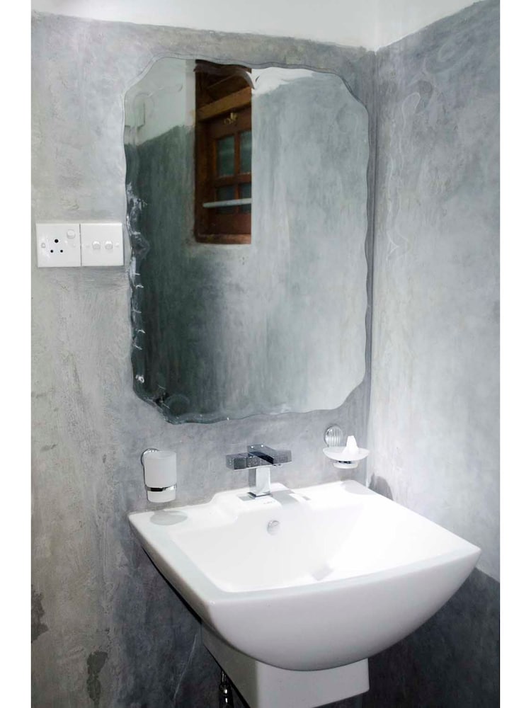 Фото Suwa Arana Resort & SPA