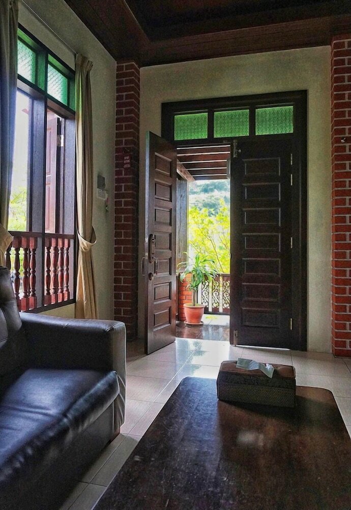 Фото Jasmine Villa Tropical Garden