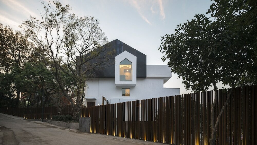 Фото Aventree Hotel