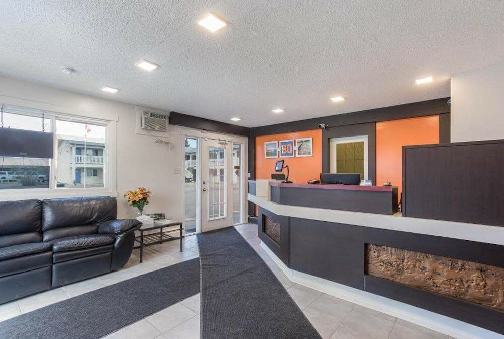 Фото Motel 6 Camrose, Ab