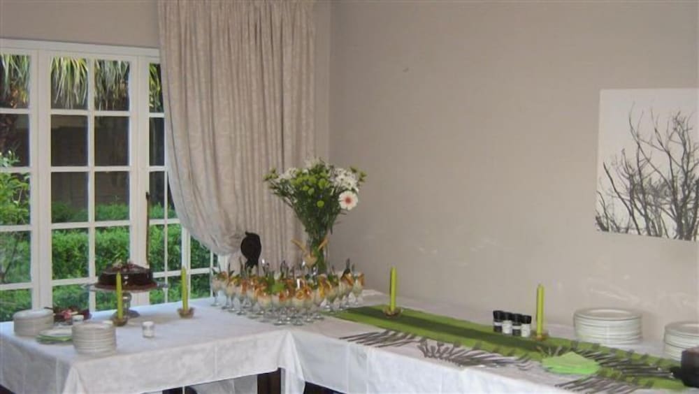 Фото Palm Tree Manor