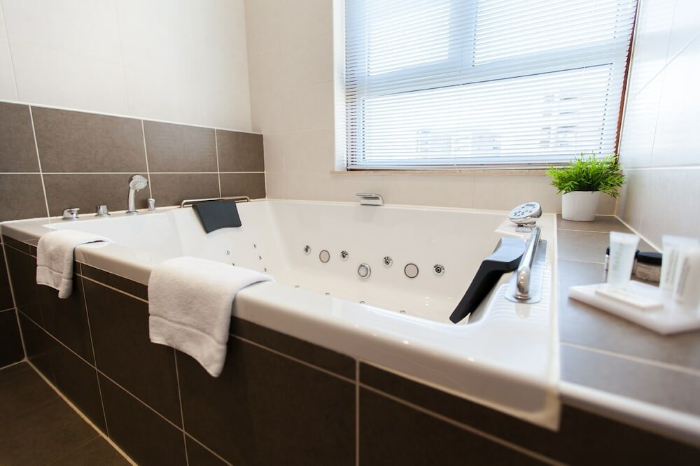 Фото Hotel La Reine