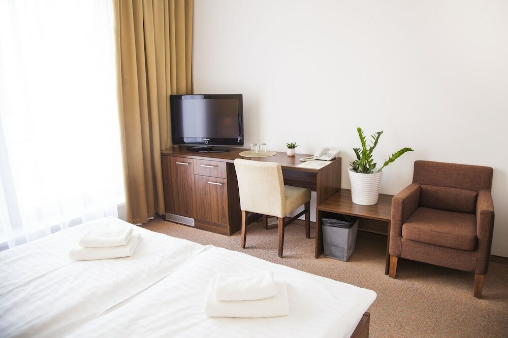 Фото Hotel Eminent