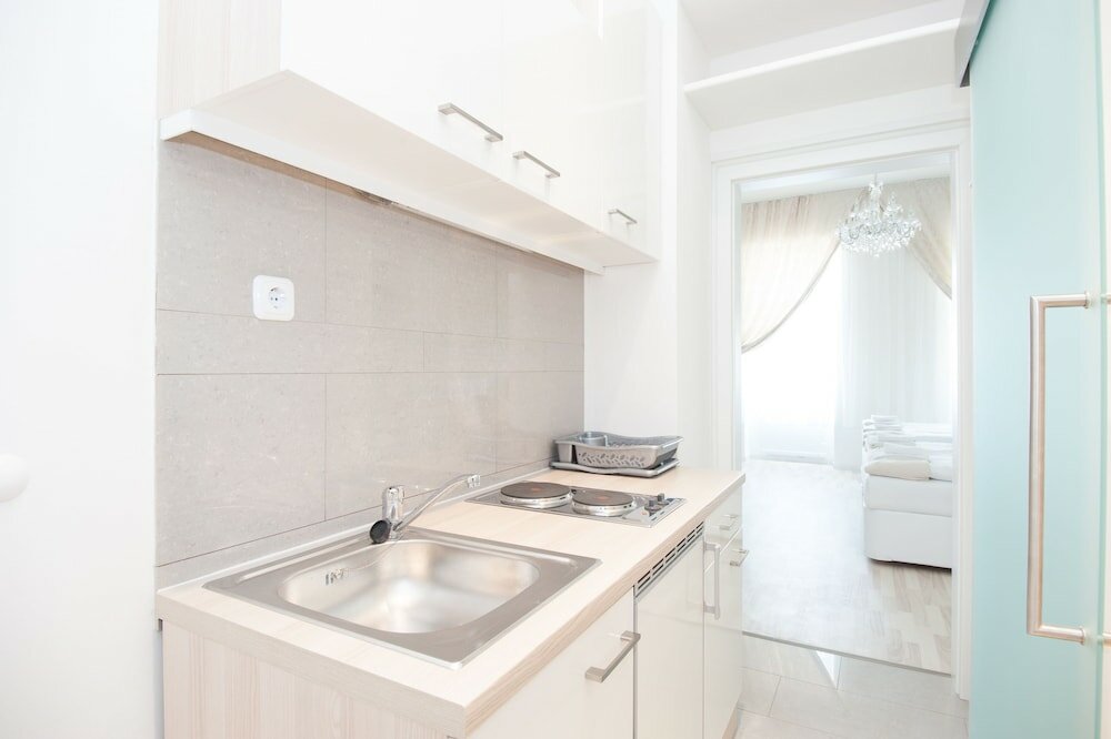 Фото Royal Resort Apartments Westbahnhof