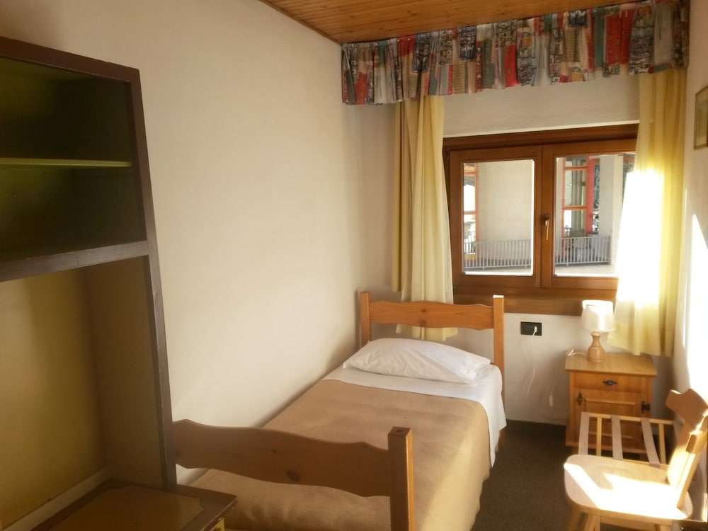 Фото Hotel Oswald