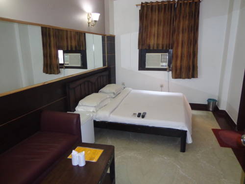 Фото Hotel Amrit Villa